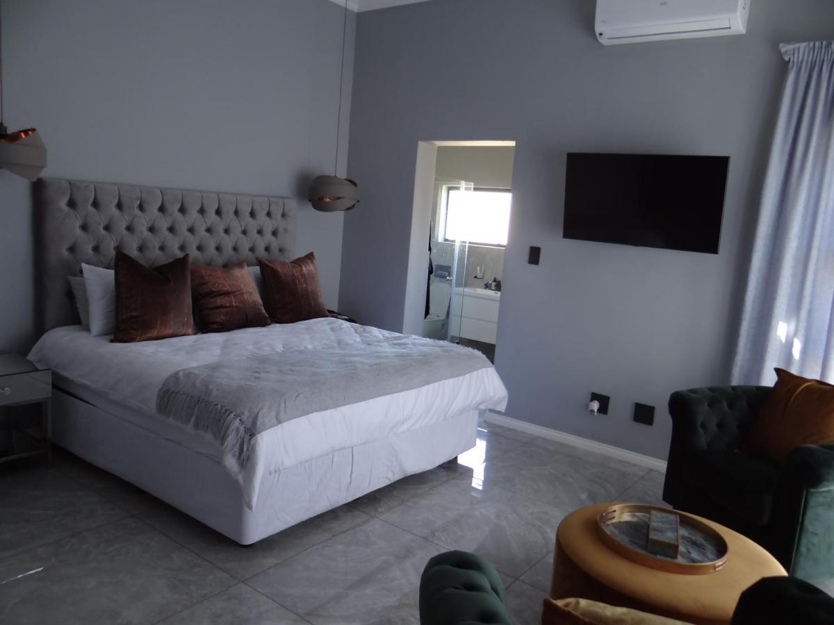 77 @Harties Villa Hartbeespoort Exterior photo