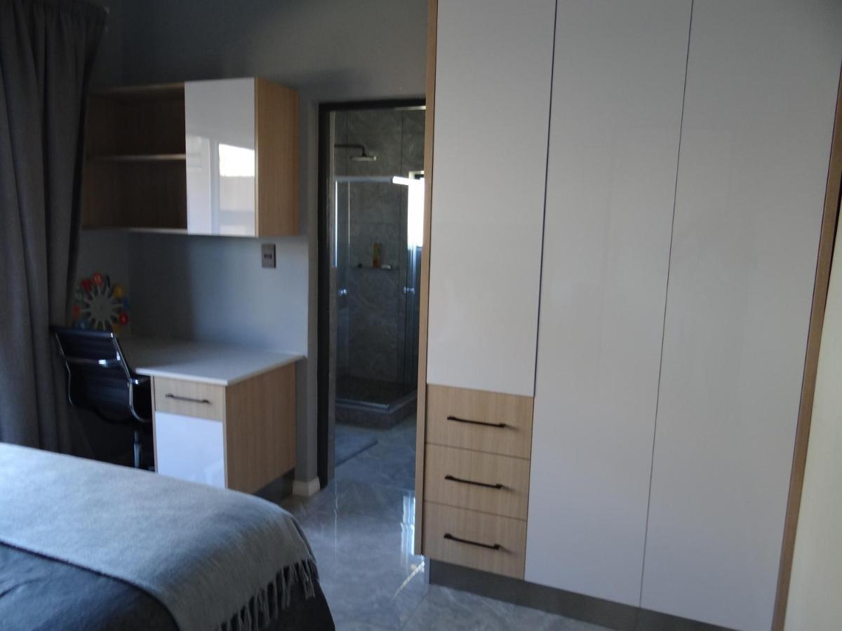 77 @Harties Villa Hartbeespoort Exterior photo