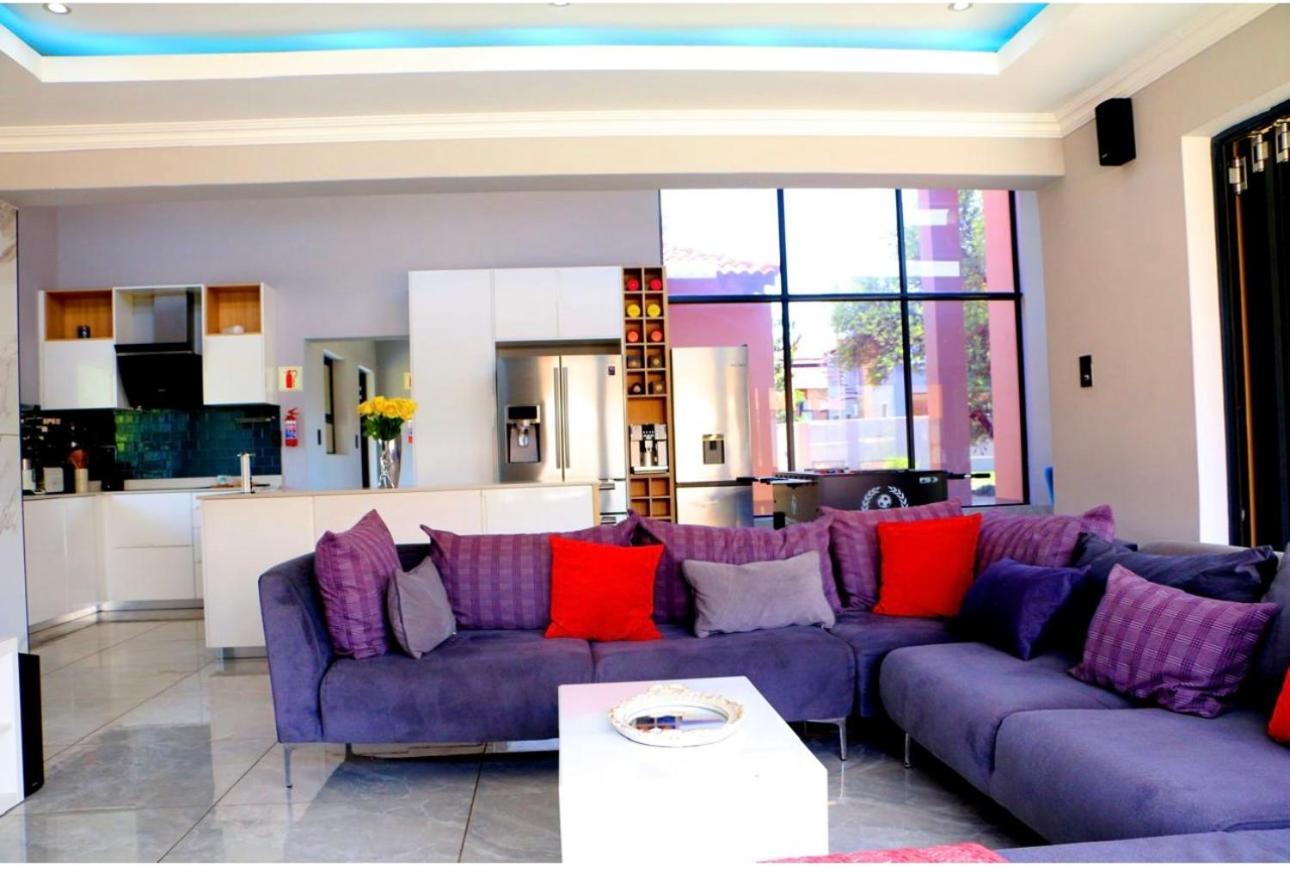 77 @Harties Villa Hartbeespoort Exterior photo