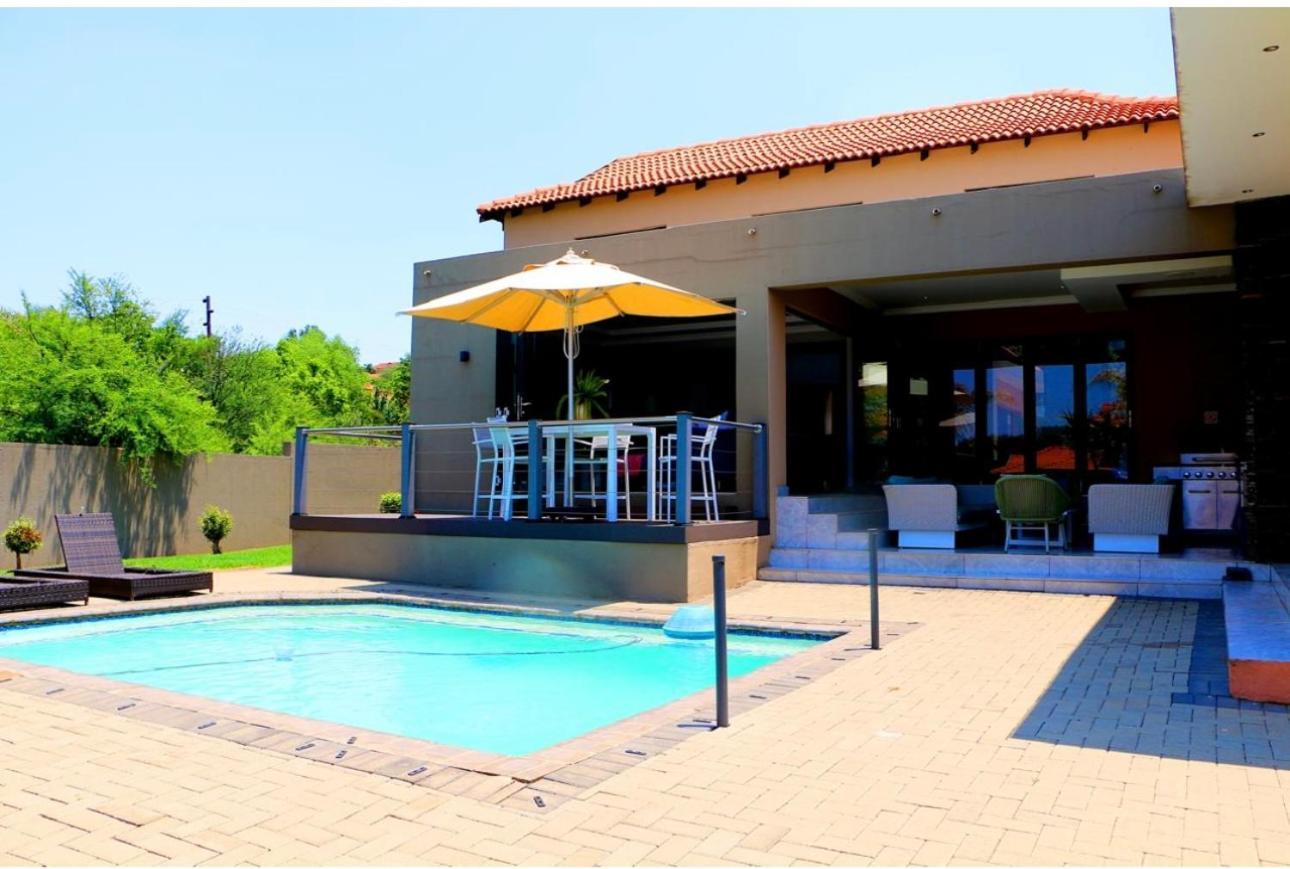 77 @Harties Villa Hartbeespoort Exterior photo