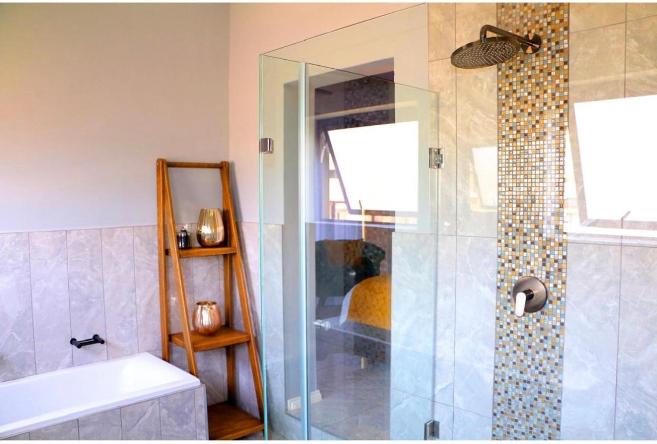 77 @Harties Villa Hartbeespoort Exterior photo